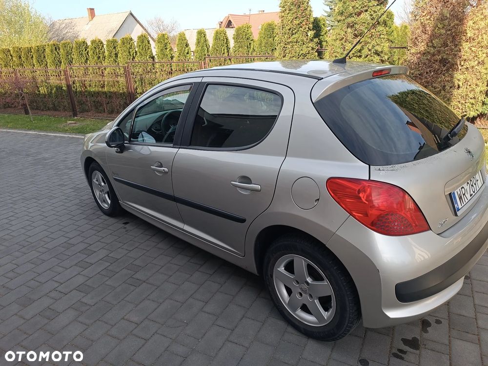 Peugeot 207 1.4 - 3
