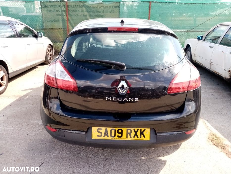 Dezmembrez Renault Megane 3 1.6 Benzina 81KW - 6