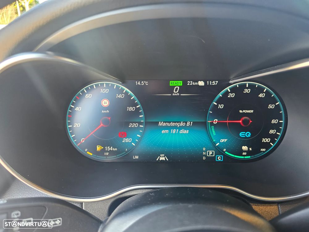 Mercedes-Benz GLC 300 de 4Matic 9G-TRONIC AMG Line Plus - 33