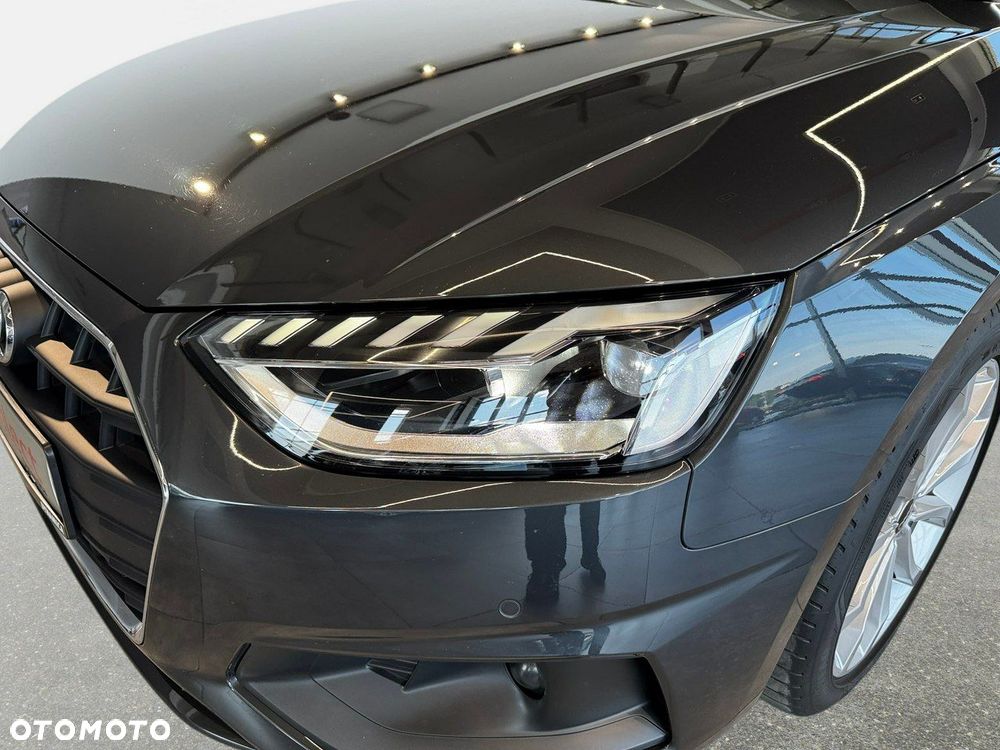 Audi A4 Avant - 10