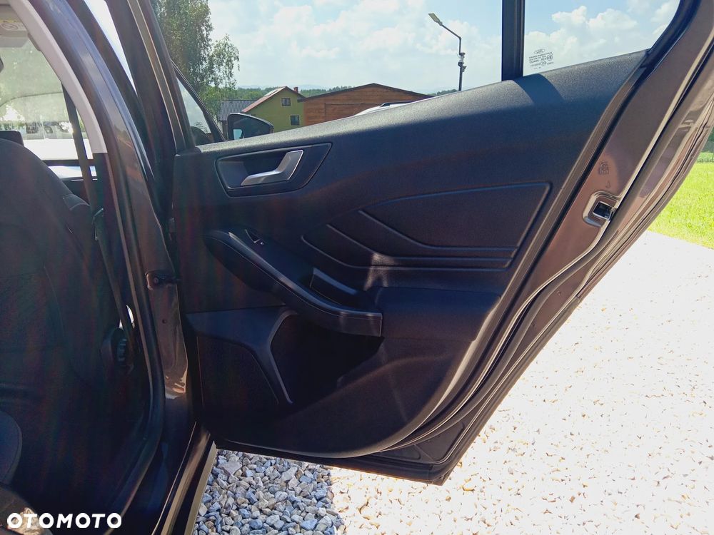 Ford Focus 1.5 EcoBlue Trend Edition - 27