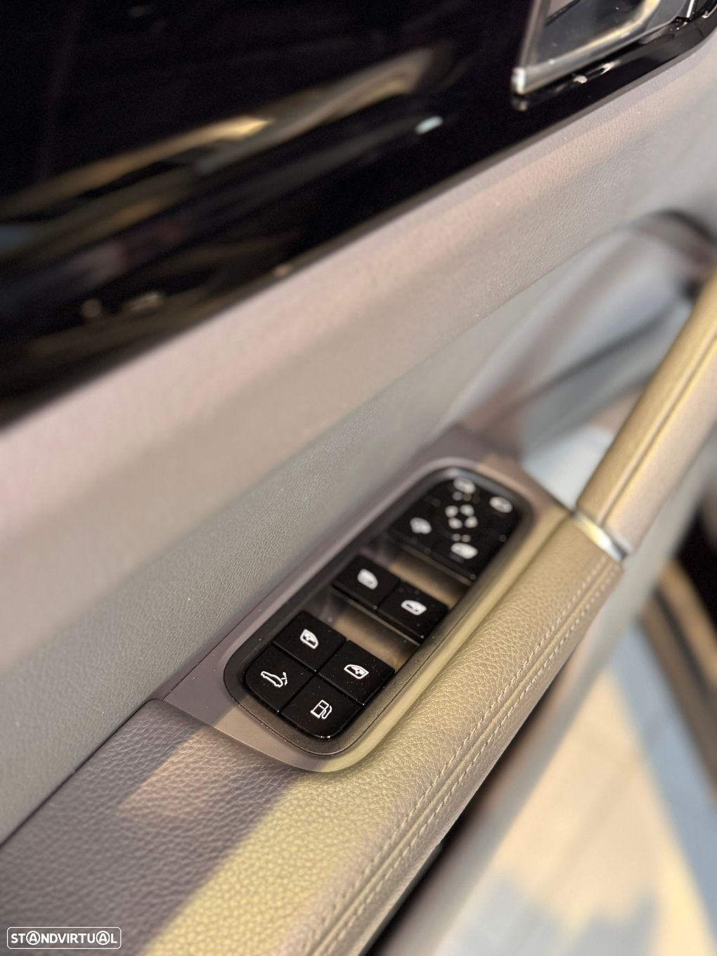 Porsche Cayenne E-Hybrid - 22