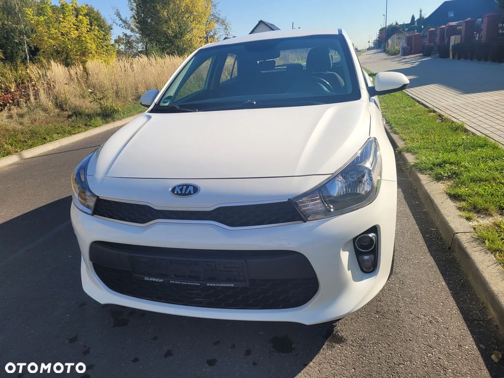 Kia Rio - 5