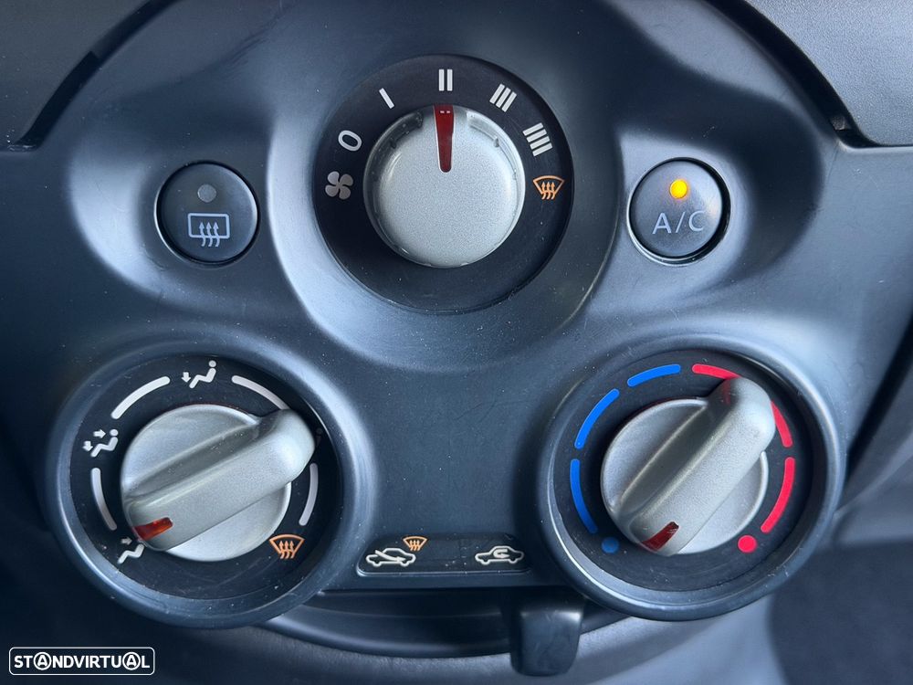 Nissan Micra 1.2 Acenta - 24