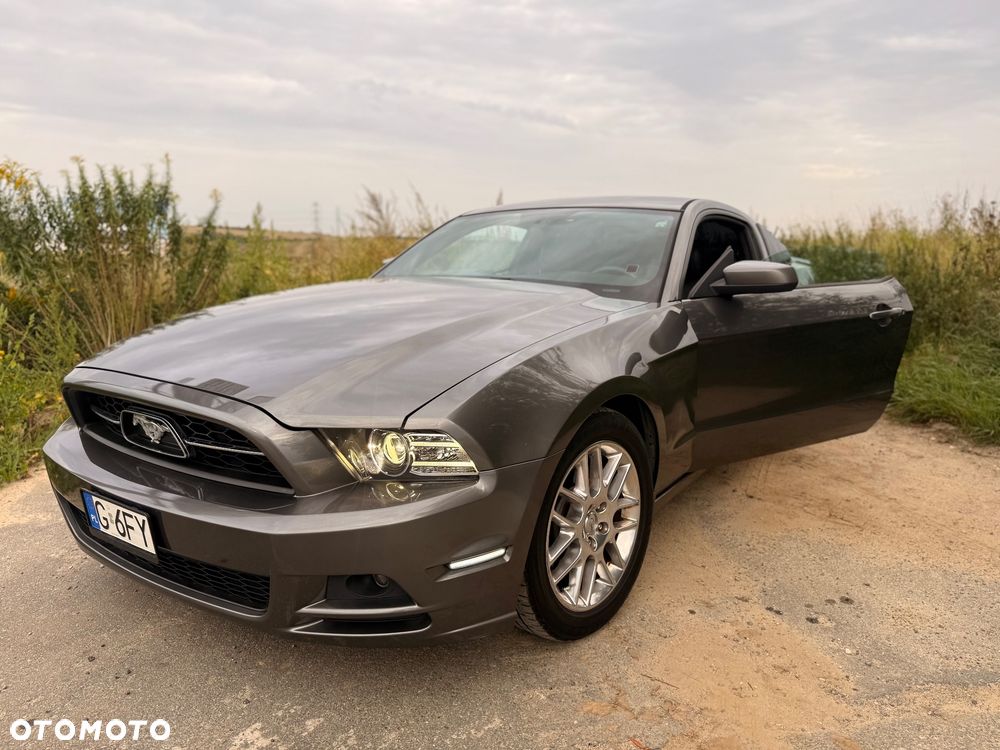 Ford Mustang 3.7 V6 Premium - 10