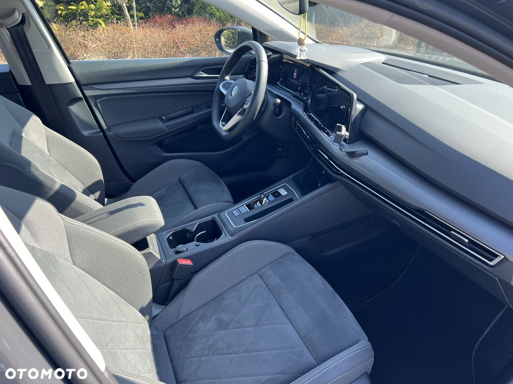 Volkswagen Golf 2.0 TSI OPF DSG Style - 10