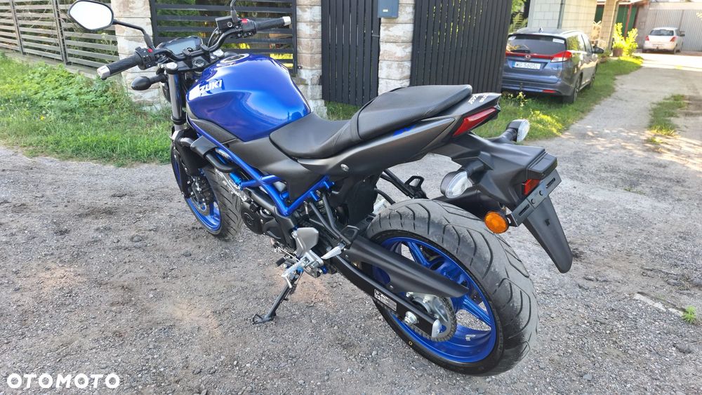 Suzuki SV - 29