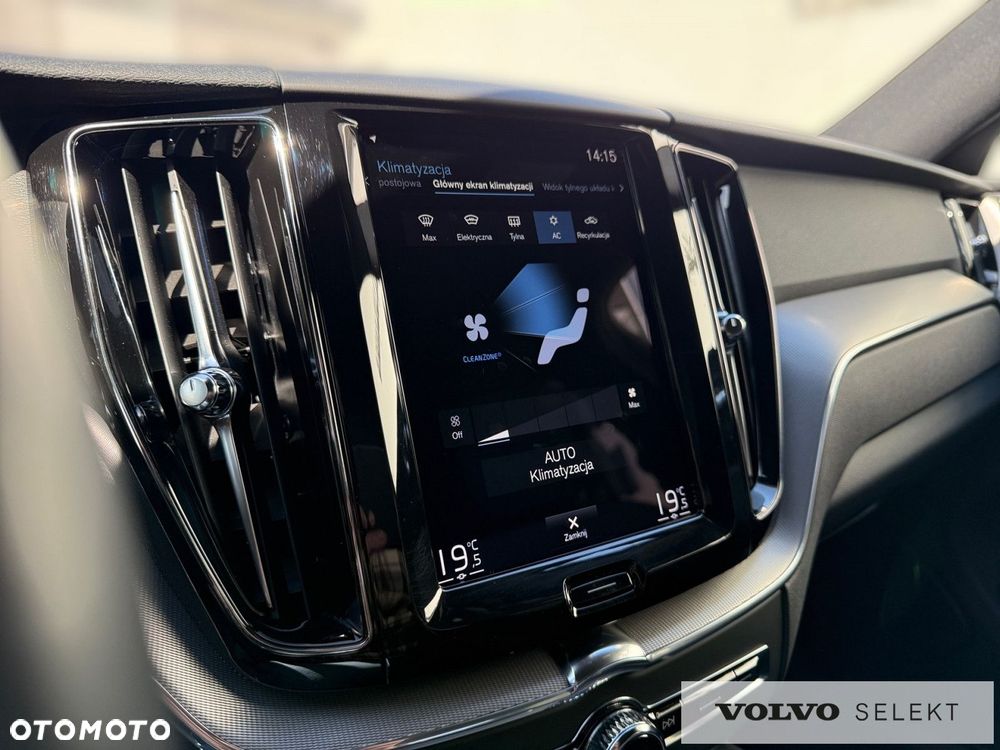 Volvo XC 60 - 22