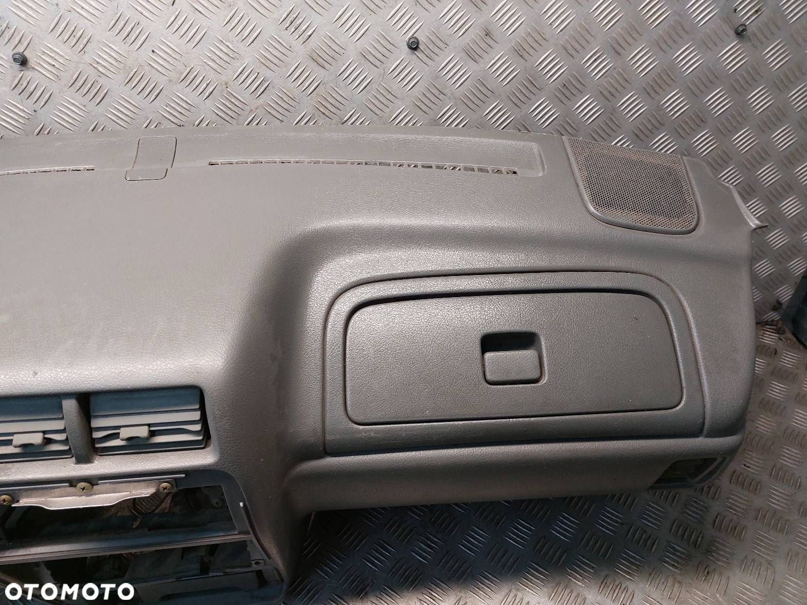 KOKPIT DESKA ROZDZIELCZA SUZUKI VITARA I - 3
