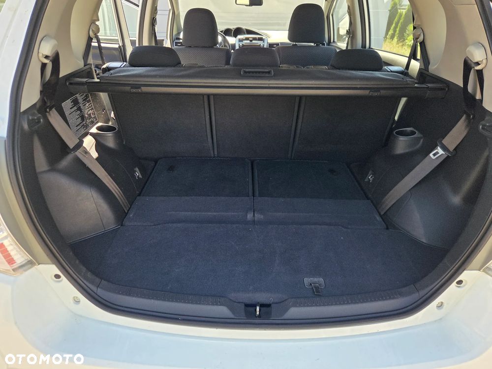 Toyota Verso 1.8 Sol 7os - 10