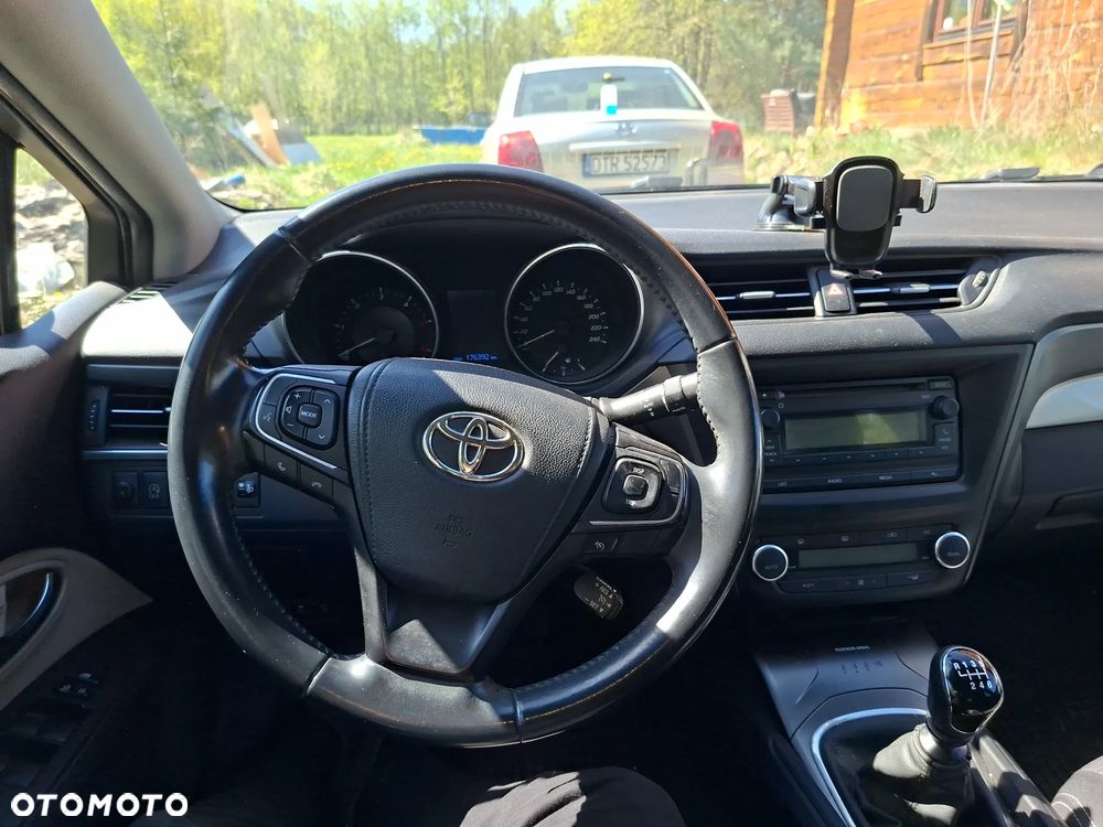Toyota Avensis 2.0 D-4D Active Business - 7