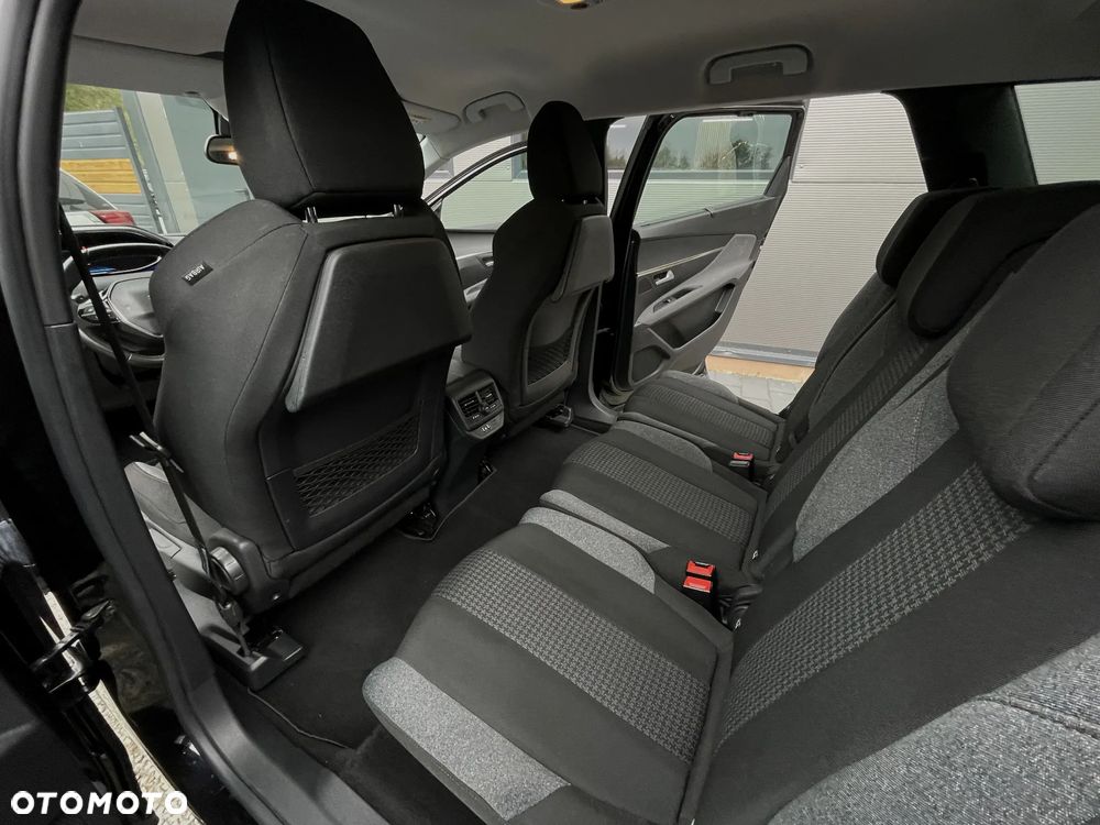 Peugeot 5008 1.5 BlueHDi Road Trip S&S EAT8 - 21