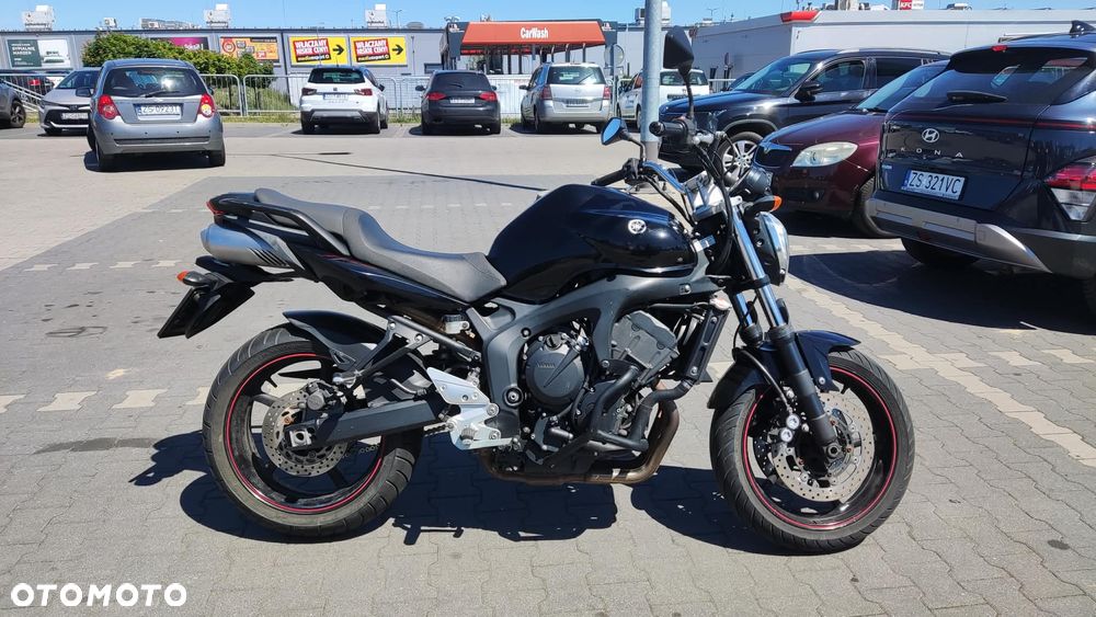 Yamaha FZ6 - 1