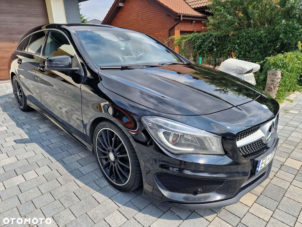 Mercedes-Benz CLA 200 7G-DCT AMG Line - 3