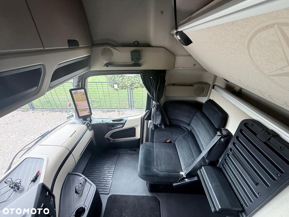 Mercedes-Benz ACTROS 1848 - 18