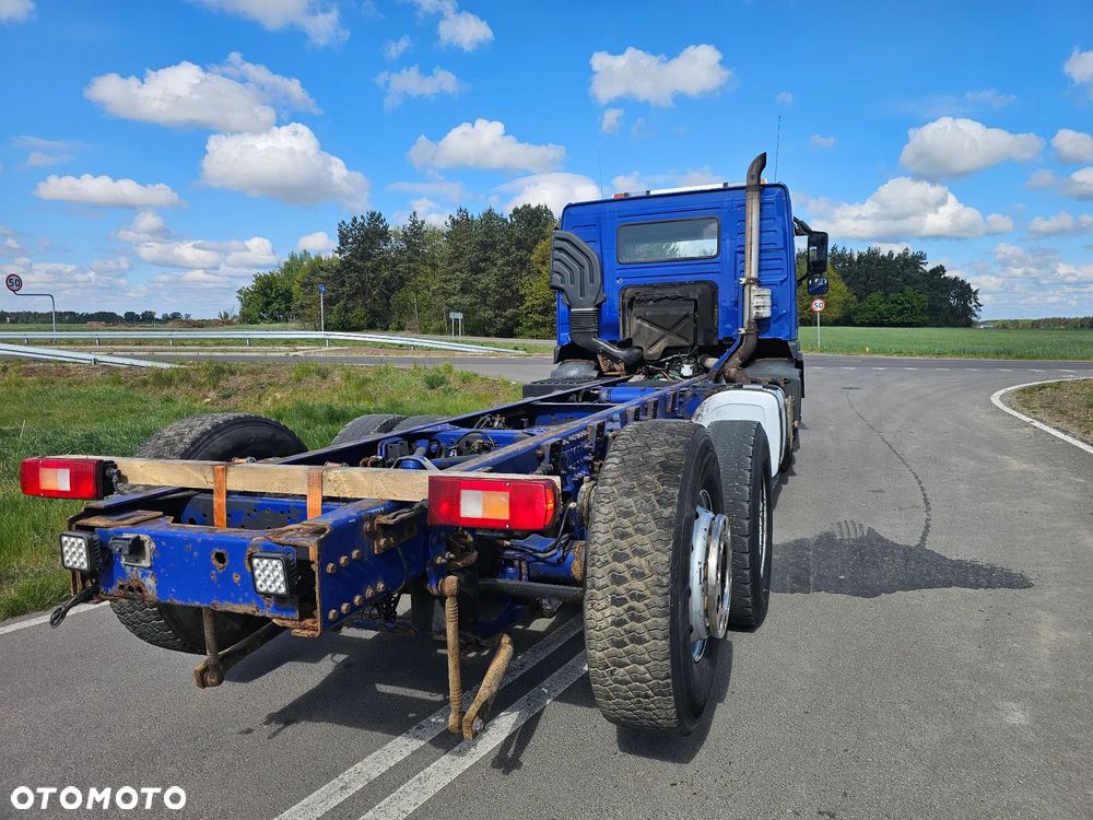 Volvo FM 9 , 6X2 , 300KM , - 4