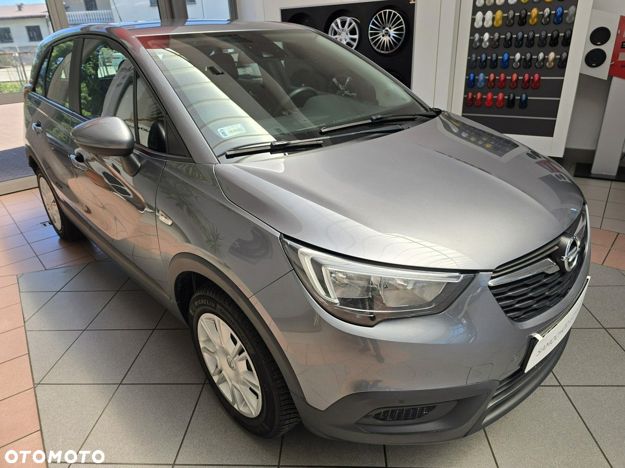 Opel Crossland X 1.2 T Enjoy S&S - 3