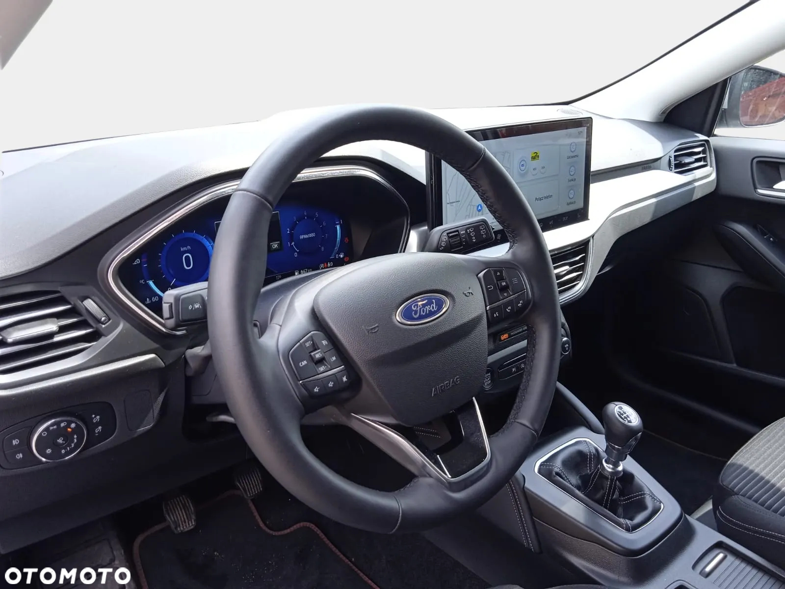 Ford Focus 1.0 EcoBoost Titanium X - 14