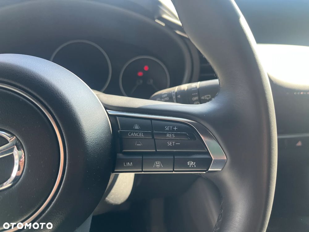 Mazda 3 2.0 mHEV Exclusive-Line - 12