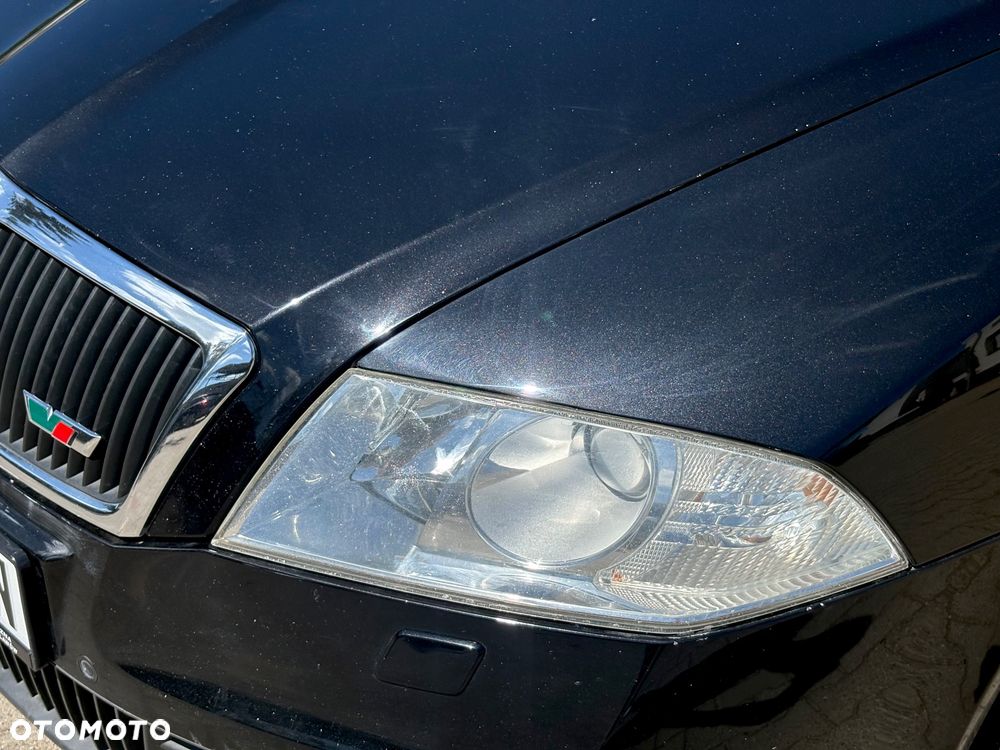 Skoda Octavia 2.0 TDI DPF DSG RS - 8