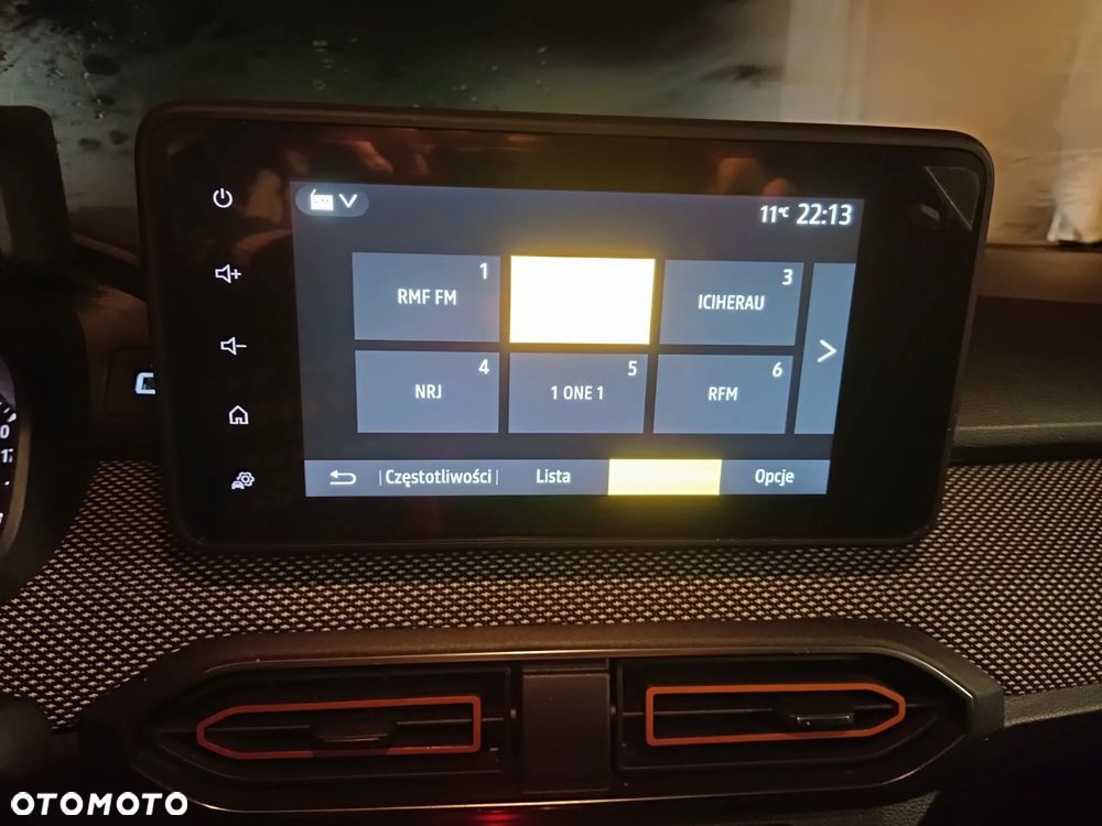 Dacia Sandero 1.0 TCe Laureate S&S - 23