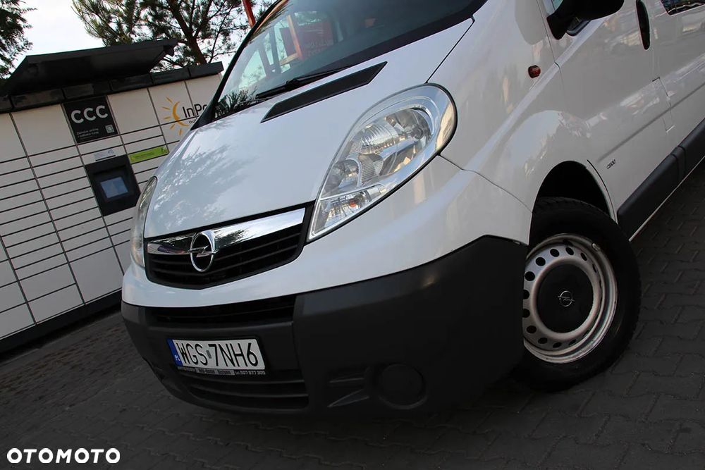 Opel Vivaro L2H1 2.9t Edition - 11