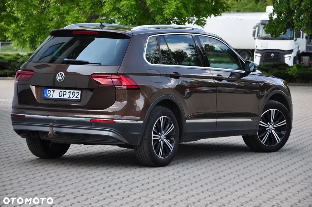 Volkswagen Tiguan 2.0 TDI SCR 4MOTION DSG Highline - 9