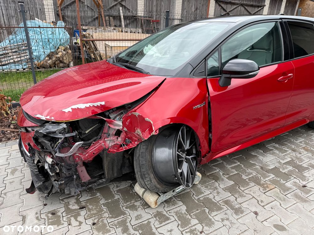 Toyota Corolla 2.0 Hybrid Executive - 16