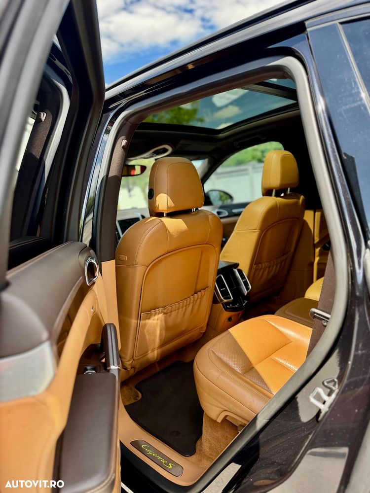 Porsche Cayenne S E-Hybrid Platinum Edition - 9