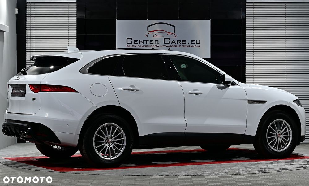 Jaguar F-Pace 2.0 i4D AWD R-Sport - 16