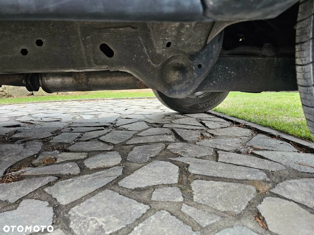 Jeep Cherokee 2.8L CRD Limited - 36