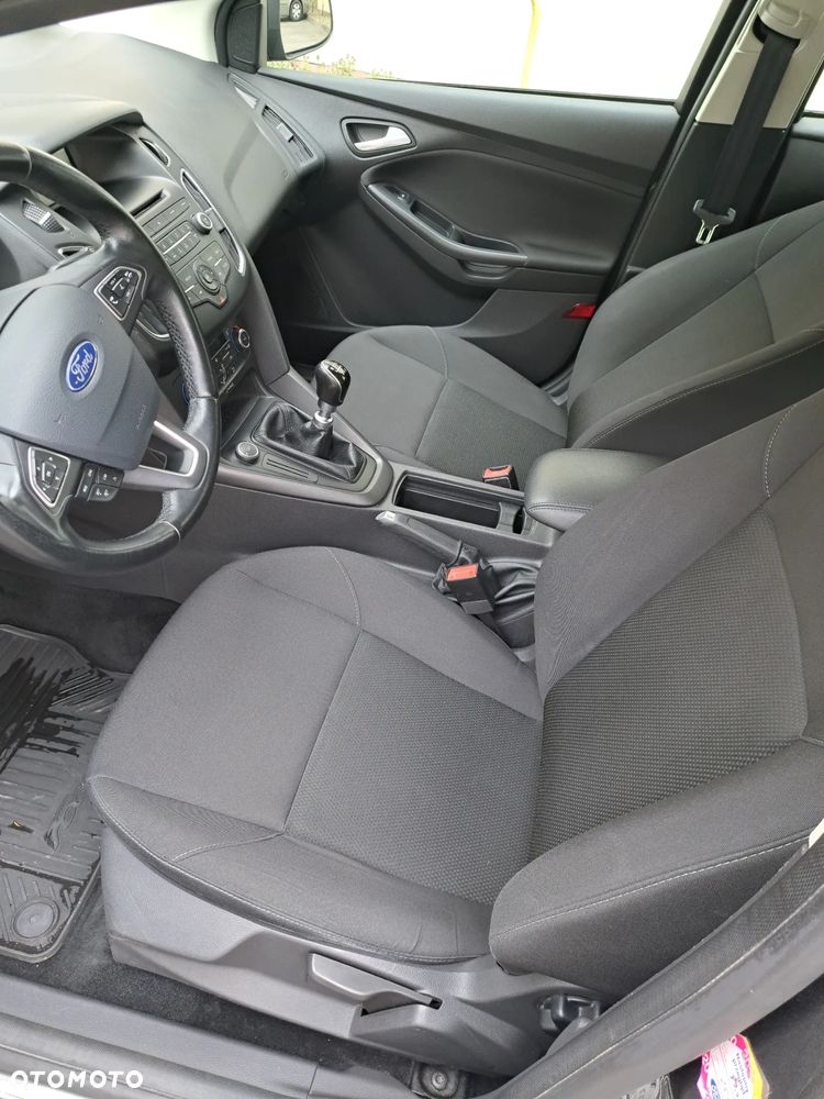 Ford Focus 1.5 TDCi Trend - 6
