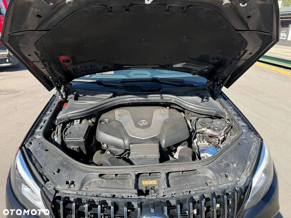 Mercedes-Benz GLE 350 d Coupe 4Matic 9G-TRONIC AMG Line - 39