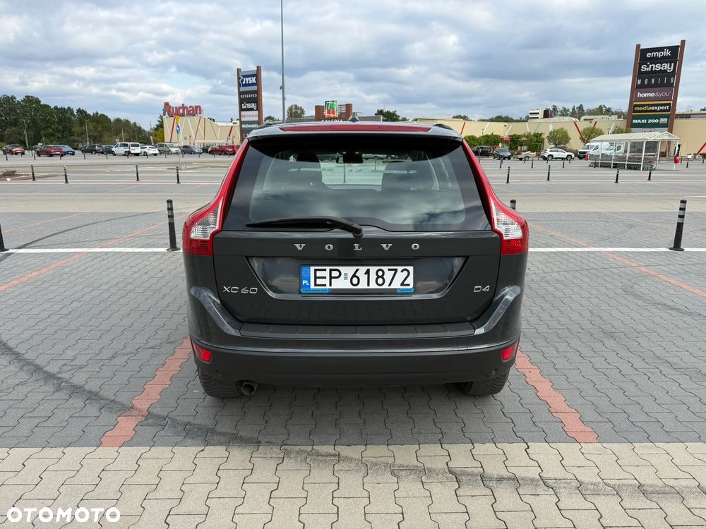 Volvo XC 60 D4 Momentum - 6