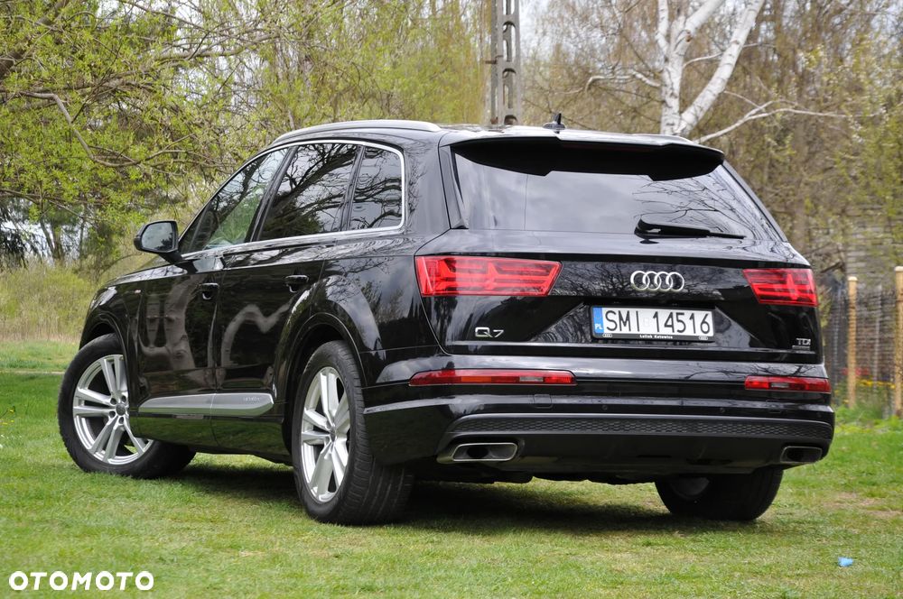 Audi Q7 - 15