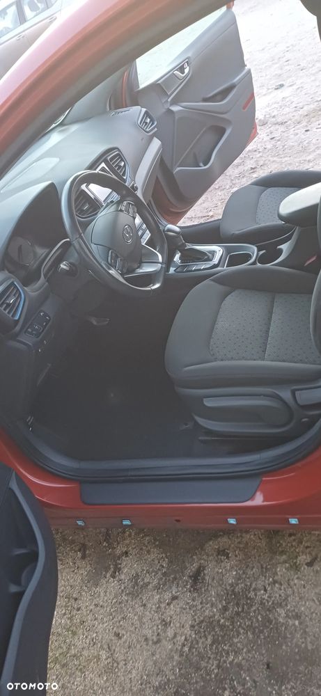 Hyundai IONIQ 1.6 GDI Trend - 8