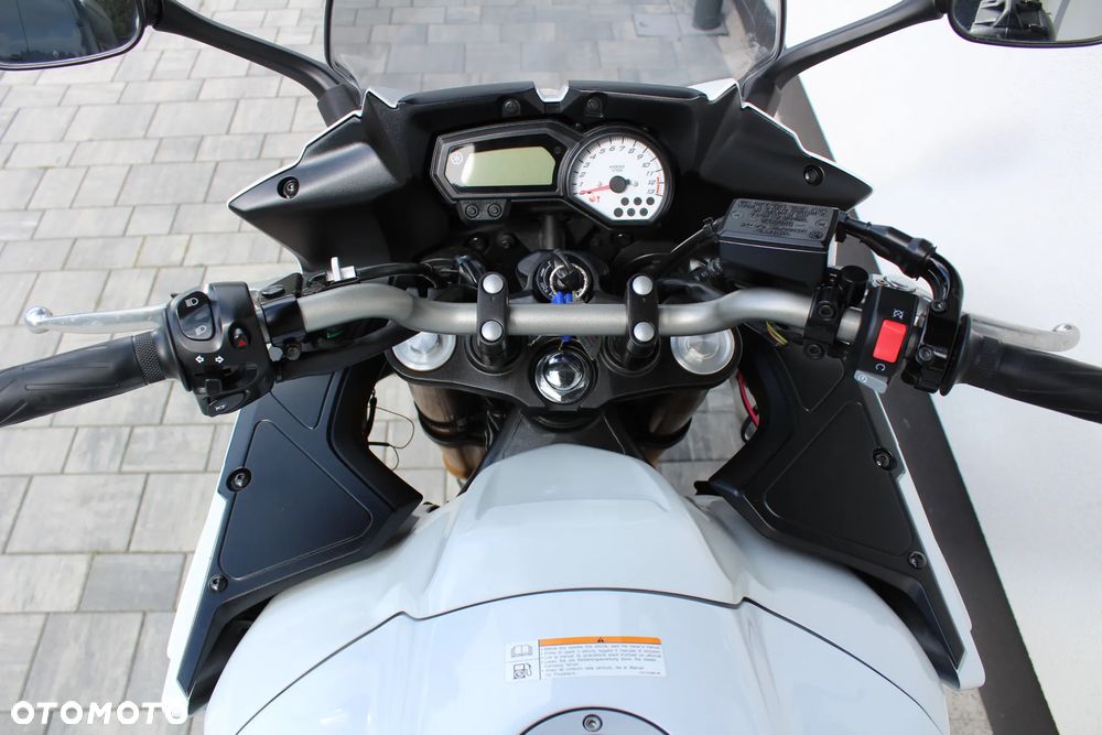 Yamaha FZ8 - 22