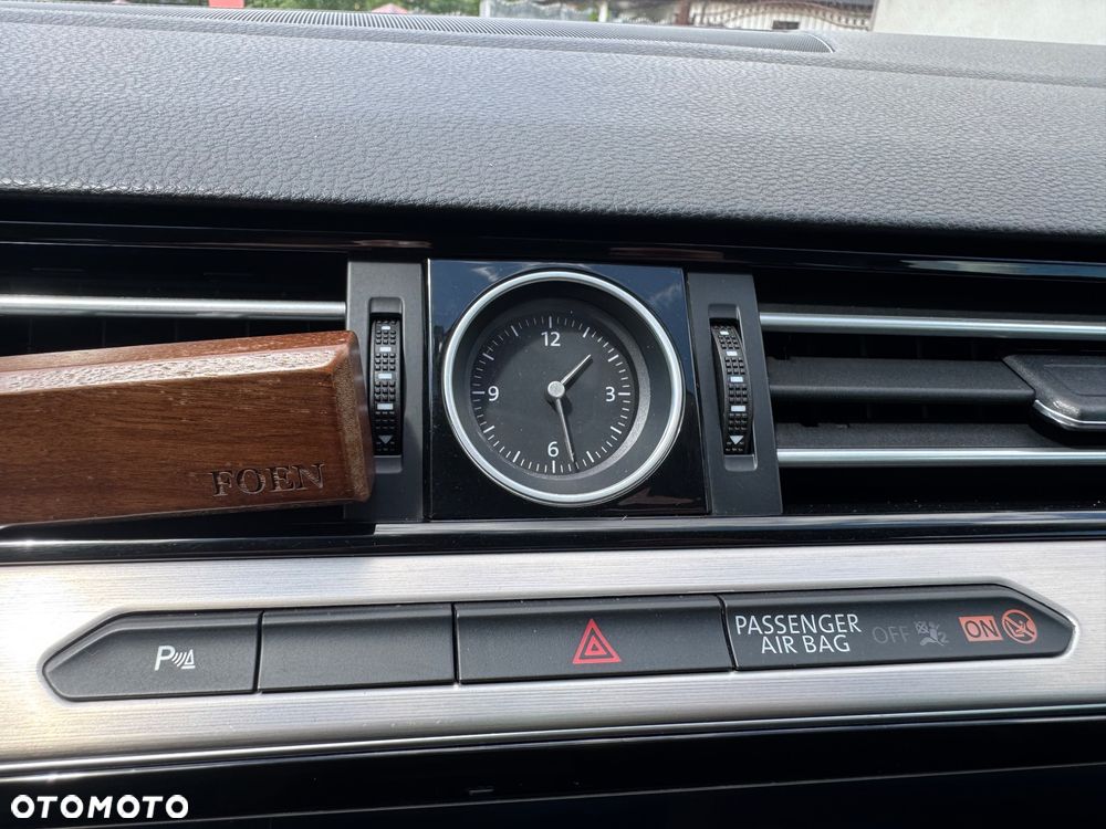 Volkswagen Passat - 22