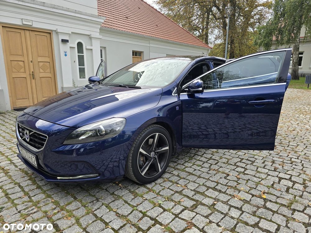 Volvo V40 D4 Ocean Race - 17