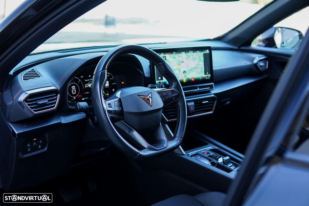 Cupra Formentor 1.4 e-Hybrid Plus DSG - 32