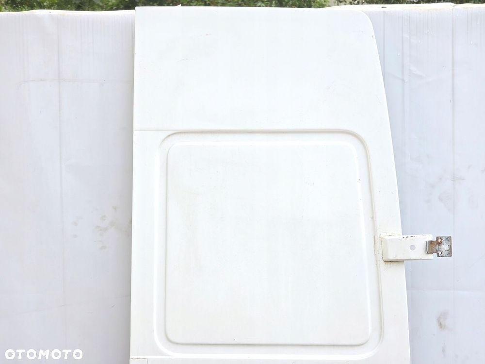 VW LT SPRINTER 96-06 DRZWI PRAWE TYL TYLNE PRAWE WLOKNO SZKLANE 1 - 4