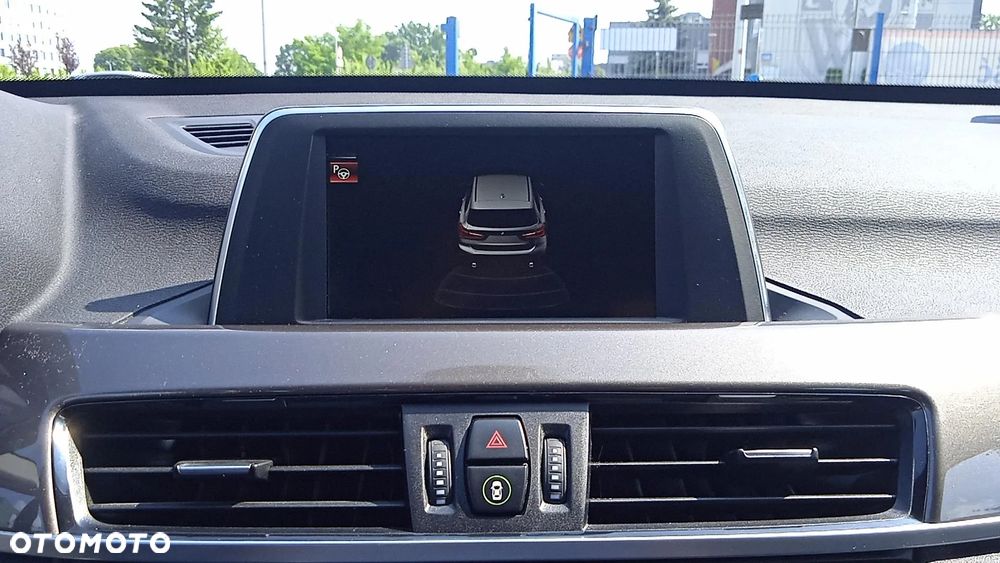 BMW X1 sDrive18d xLine - 20