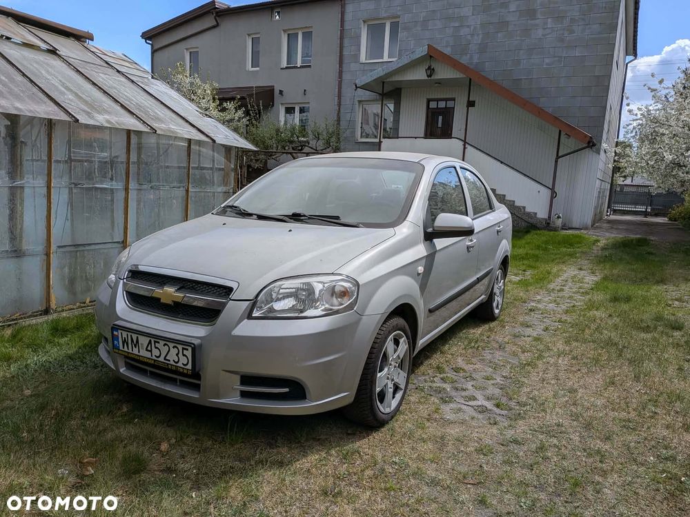 Chevrolet Aveo - 8