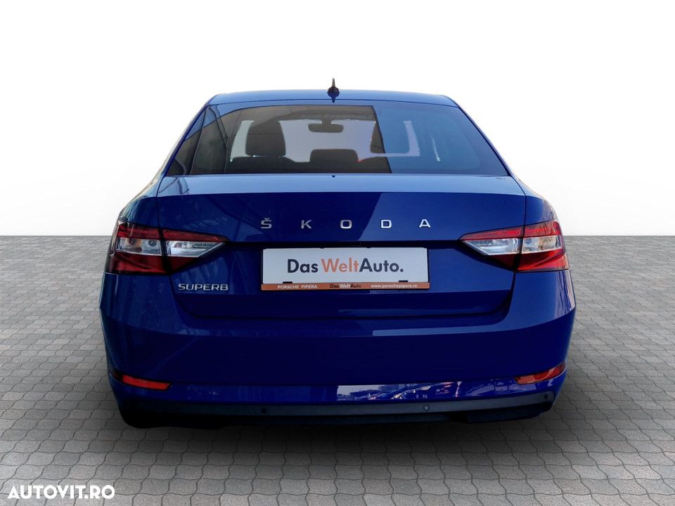 Skoda Superb 2.0 TDI DSG Style - 9