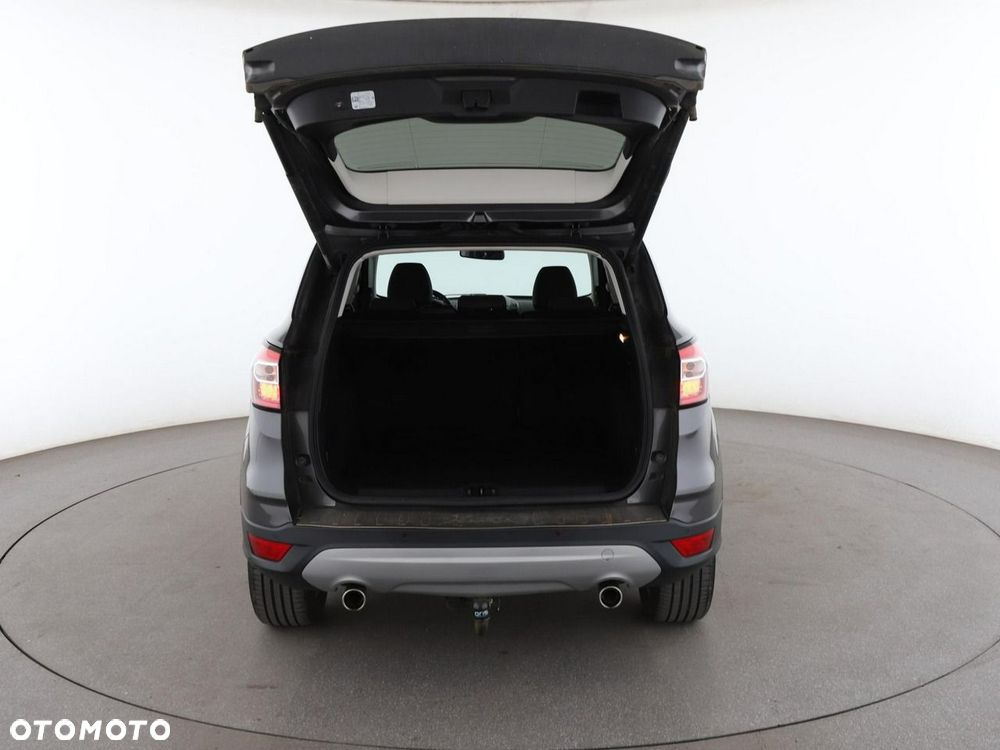 Ford Kuga 2.0 TDCi 2x4 Titanium - 20