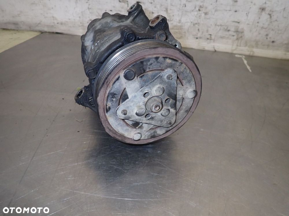 SPRĘŻARKA KLIMATYZACJI CITROEN C4 PICASSO LIFT 1.6HDI - 8