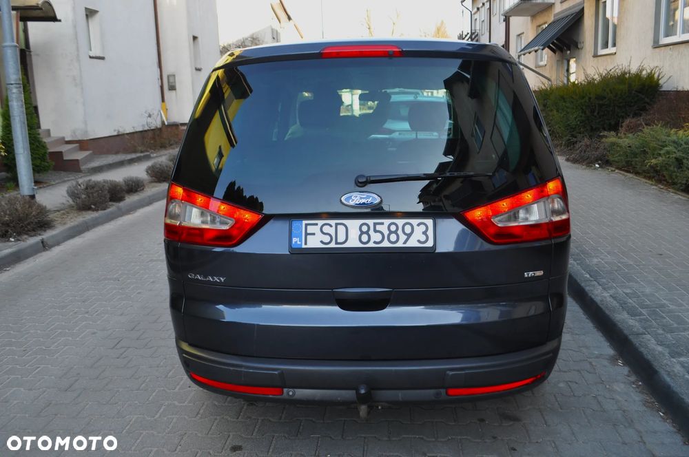 Ford Galaxy 2.0 TDCi Ghia - 30