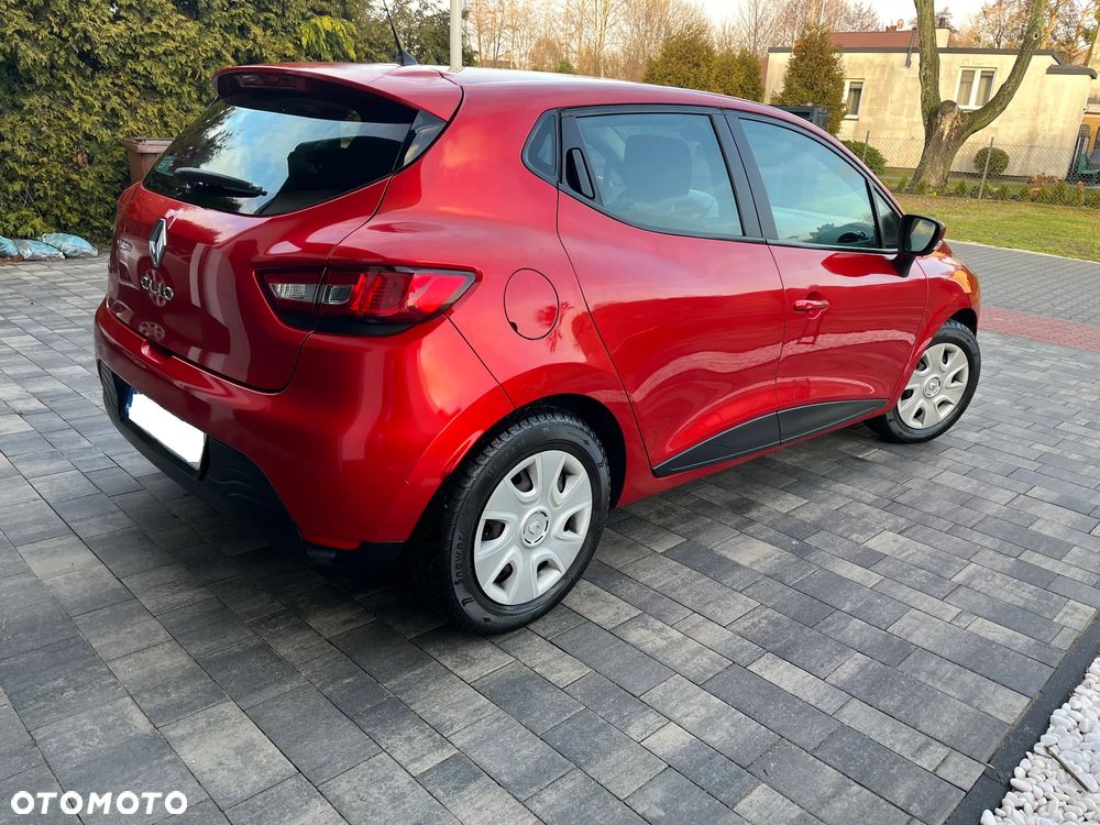Renault Clio 1.2 16V Life - 13