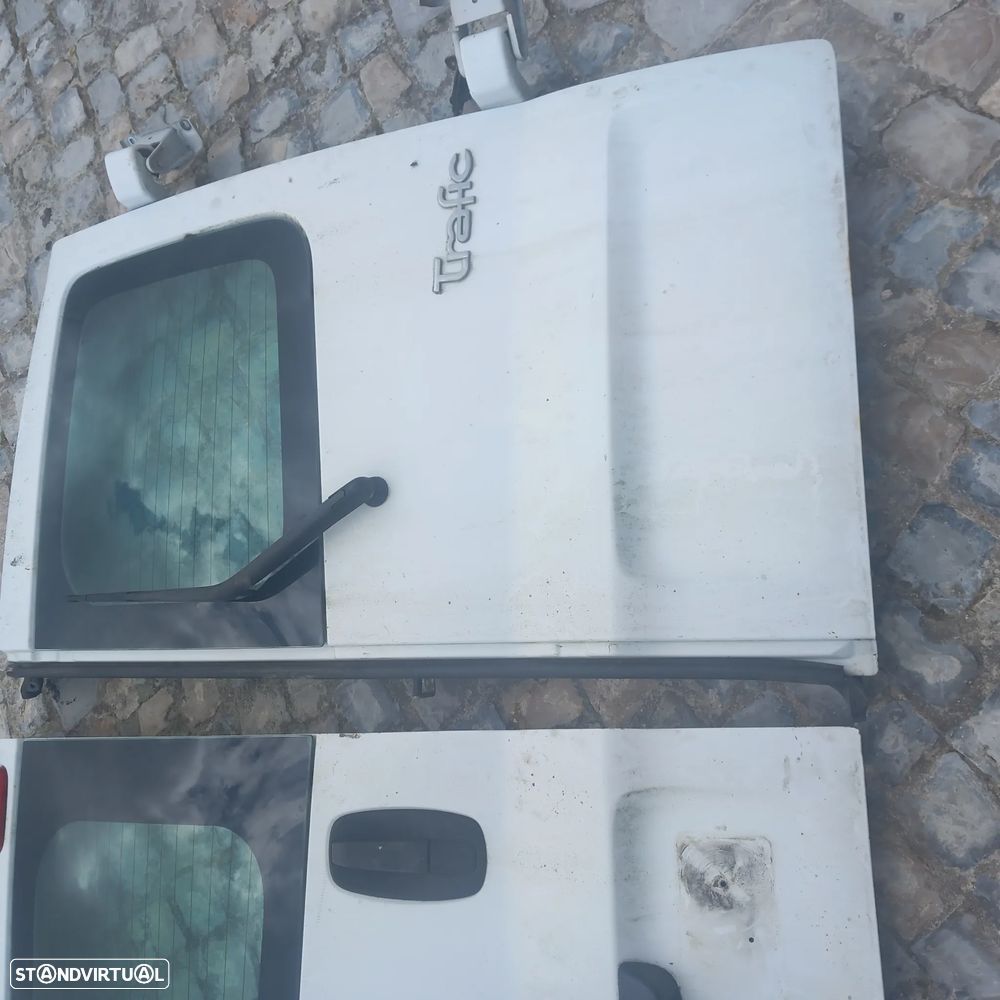 Conjunto 2 portas renault trafic ano 2007 - 6