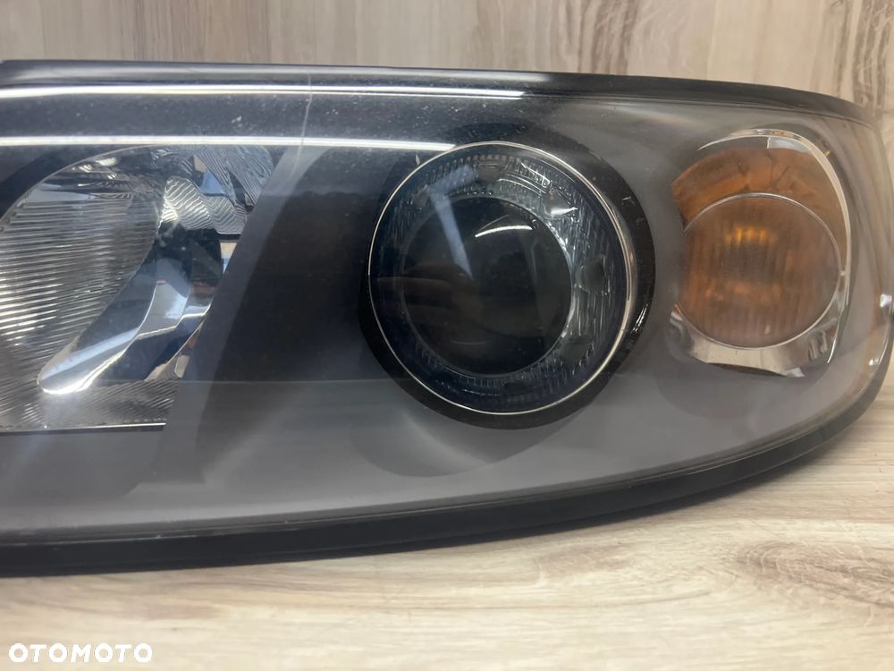 XENON LAMPA LEWA VOLVO V50 S40 EUROPA 31335242 - 4